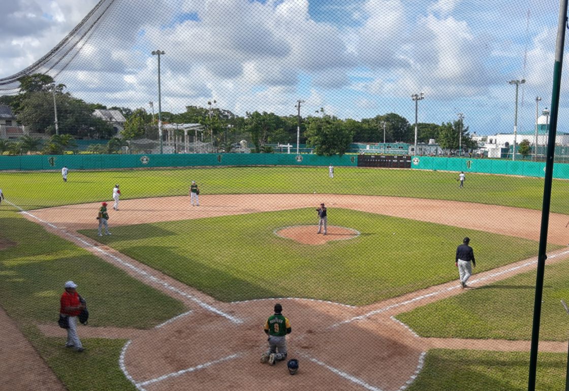 estadio donde se juega la Liga del Cartón