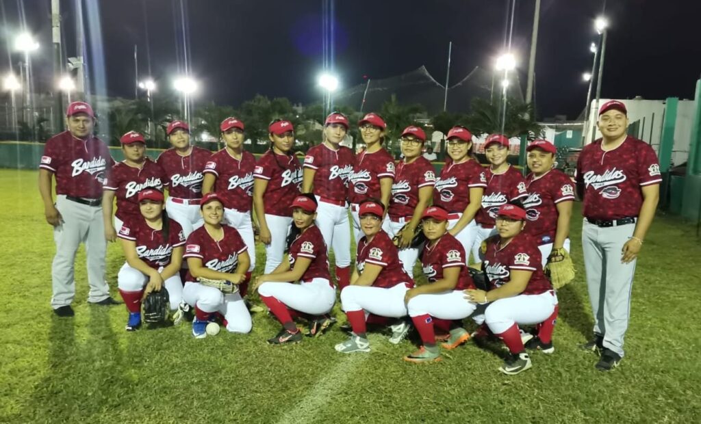 equipo de softbol femenil