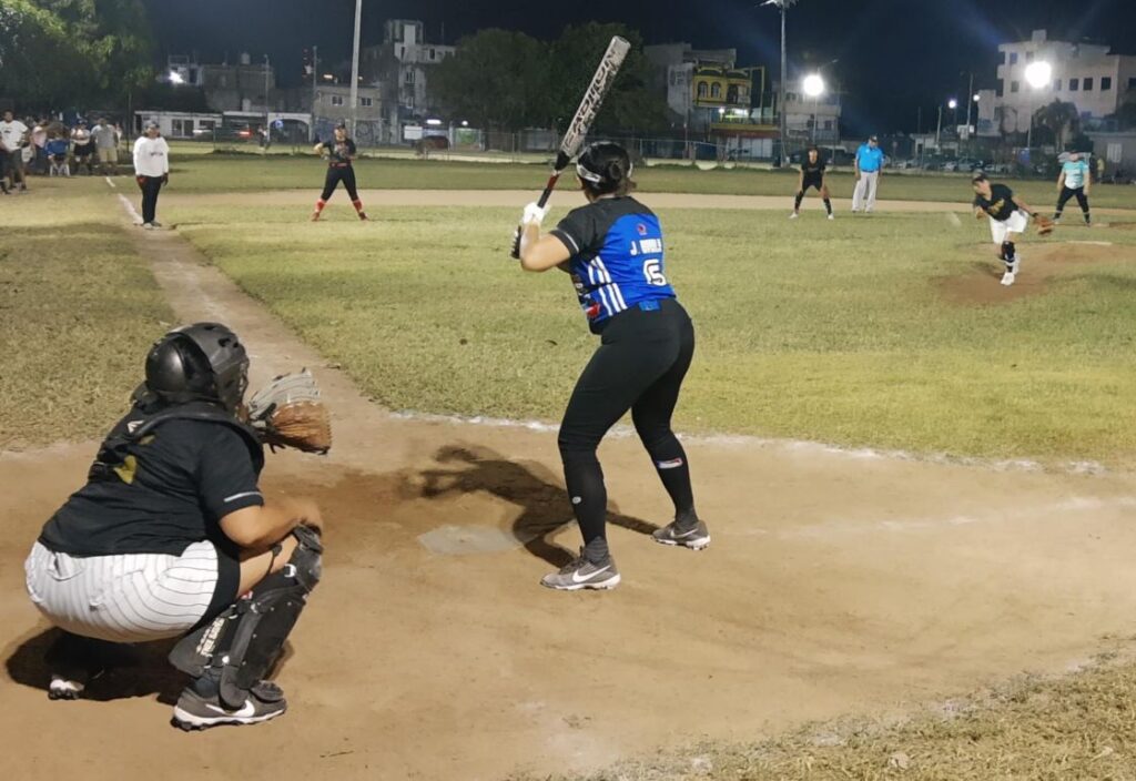 Endogamia deportiva en el softbol