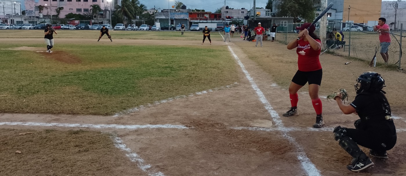 Juego del Torneo A de Softbol Femenil Taxistas 2026