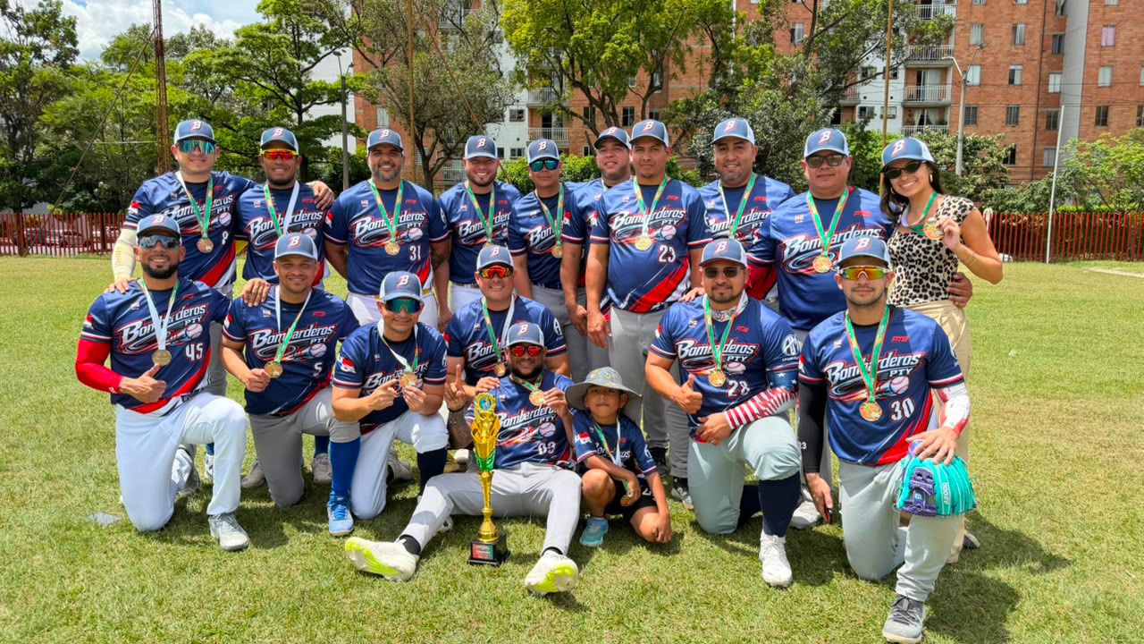 Bombarderos PTY, equipo de softbol panameño